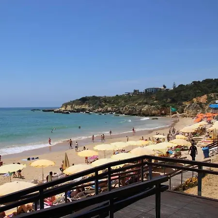 A Dois Passos Da Daire Albufeira