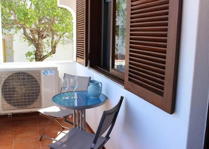 公寓 A Dois Passos Da *